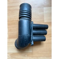 Впускний канал (повітряпровід) VW Jetta
